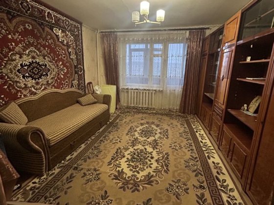 Оренда. 1кімнатна квартира 173кв-л, Курчатова 19. Все є. 4500 Кривой Рог