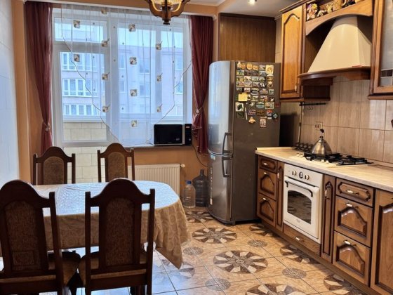 Оренда 2к квартири за Порт Сіті Луцк