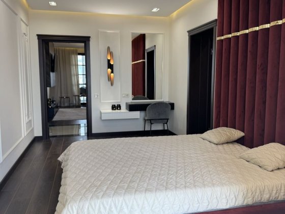 Оренда НАЙГАРНІШОЇ кв в ЛУЦЬКУ 1000$ Центр можна з маленькою твариною Луцк