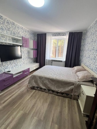 Оренда 1к квартири з балконом та гардеробною, ЖК Суворов. Вид на ліс - фото 1