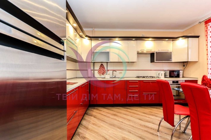 Оренда 3к квартири в центрі міста - фото 1