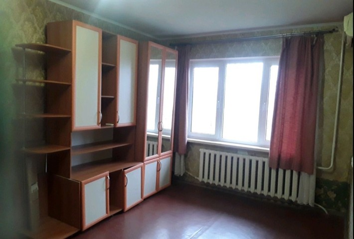 1 кімн Центр Міськ район Карачуни 1/9 поверх є всі меблі і техніка - фото 1