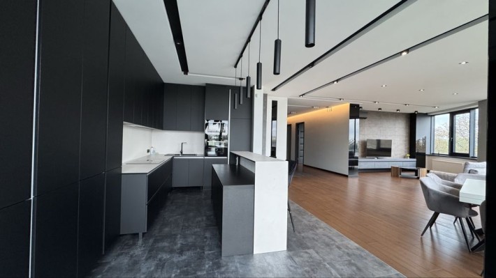 Оренда видової квартири в ЖК Парус - фото 1