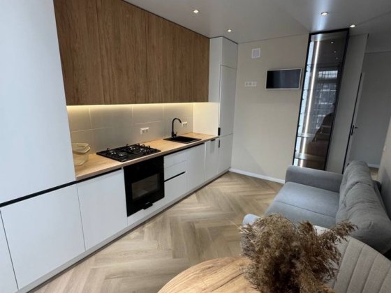 1кімнатна + кухня студія Фемелі Ивано-Франковск