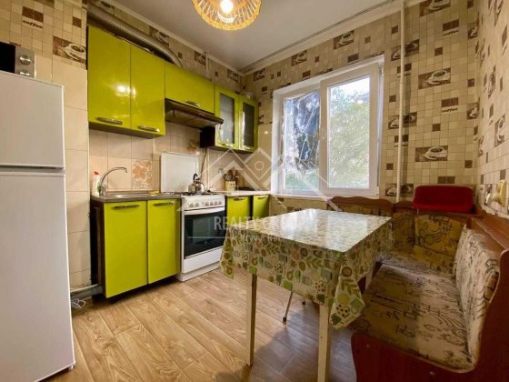 Оренда затишної 2-х кімнатної квартири на площі Визволення! Кривий Ріг