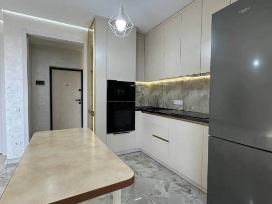 Оренда світлої 1 км квартири поруч з парком Ивано-Франковск