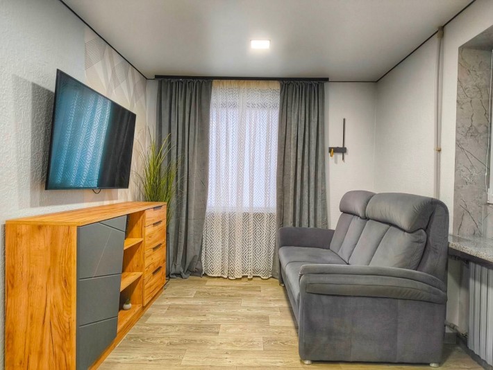 Стильная 1-комнатная квартира с новым ремонтом - фото 1