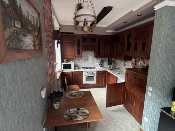 Оренда, центр - вул. Шевченко, 3 кімнати Полтава