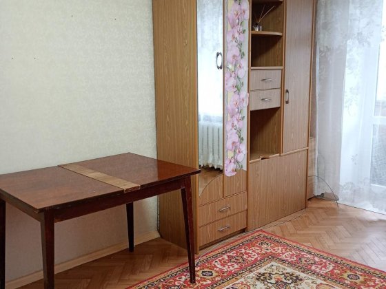 Срочно здаю 1 кім квартиру Соцмісто (Соцгород центр) Кривий Ріг