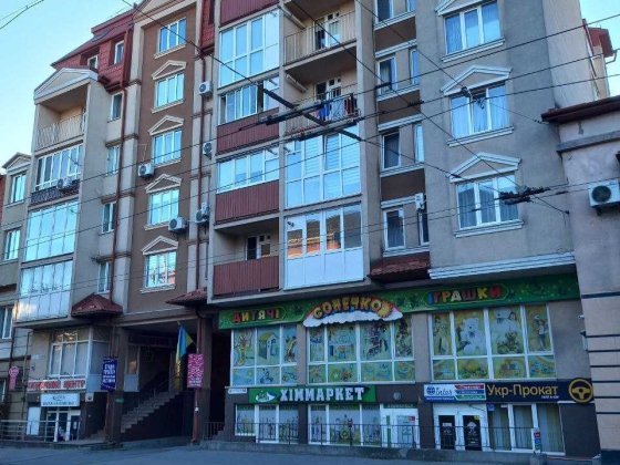 Оренда двох кімнатної квартири вул.Богдана Хмельницького 9/А центр! Тернопіль