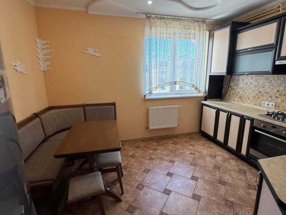 Оренда 2-кімнатної квартири р-н Каскад вул. Симоненка 33а Івано-Франківськ