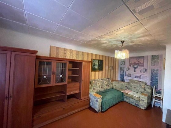 ул Фукса 3, 40 м2 - после косметического ремонта, сталинка Кривой Рог