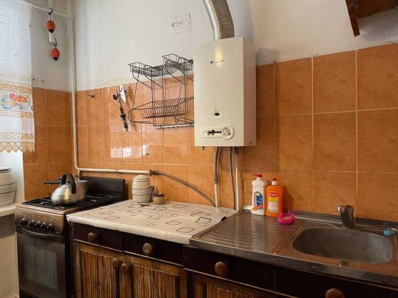 Однокімнатна квартира з  09 жовтня  по генерала Безручка  6000 +КП Ровно