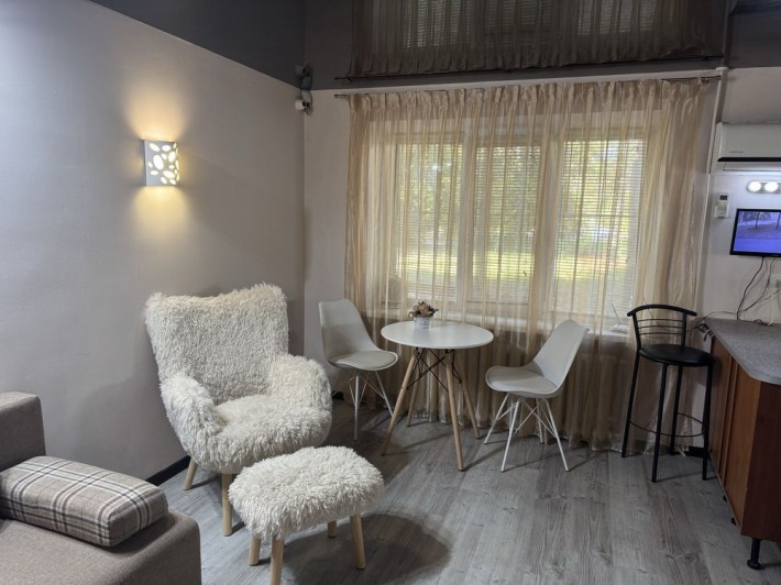 Оренда 2ки-студії на 1 лікарні біля Соцміста, Міськвиконком,95 квартал - фото 1