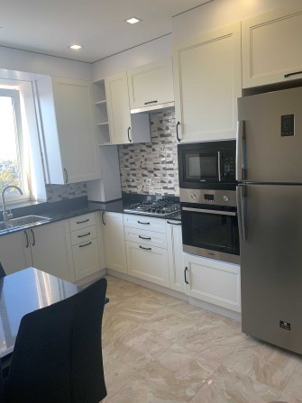 Здається в оренду 2-х кімнатна квартира в новобудові - фото 1