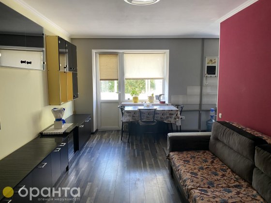 Здається в довгострокову оренду 3 кім. квартира біля озера Тернопіль