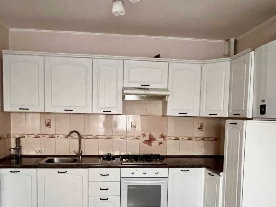 Здаю квартиру з закритою прибудинковою територією. Район Баму Ивано-Франковск