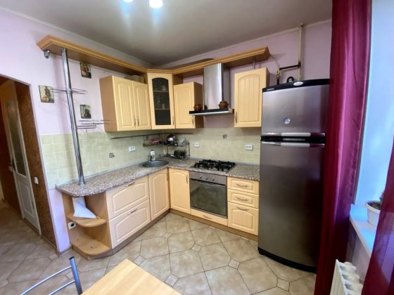 Оренда 3-х кімн. квартири на Східному-2 Кривий Ріг