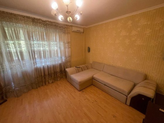 Здається квартира в районі Парку перемоги! Полтава