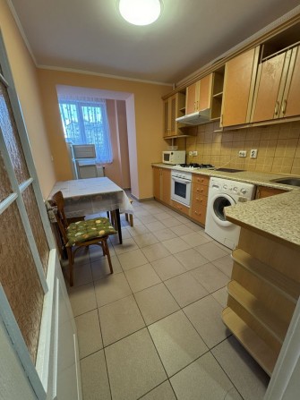 Оренда 3к квартири напроти лікарні Пасічна - фото 1