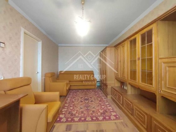 Оренда двокімнатної квартири в центрі міста на Свято-Миколаївській. Кривой Рог