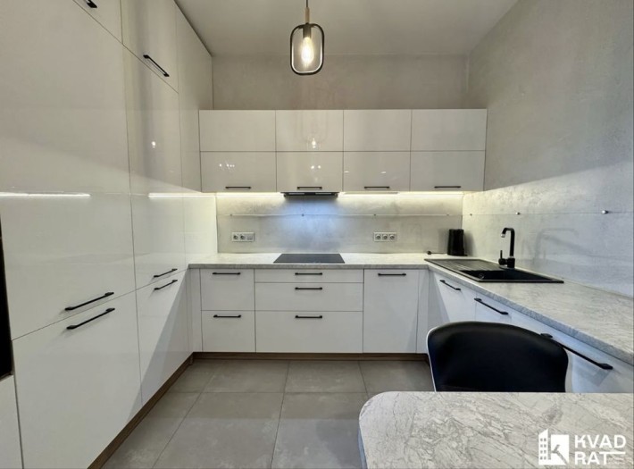 Оренда 1кім +кухня студія ЖК Royal Hall біля парку Шевченка - фото 1