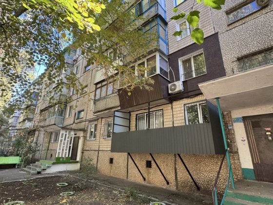 Сдам  Трехкомнатную  квартиру на Юбилейной улица Покровская. Кривий Ріг