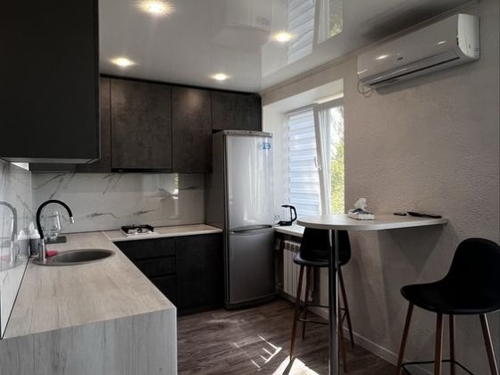 Аренда 1ком.квартира студия,ул.Григория Синицы,95-96 квартал Кривой Рог