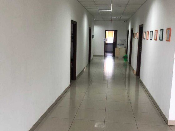 Оренда просторого комерційного приміщення під офіс, центр Івано-Франківськ