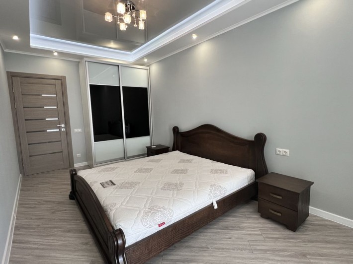 Оренда 2 кім. квартири біля озера - фото 1