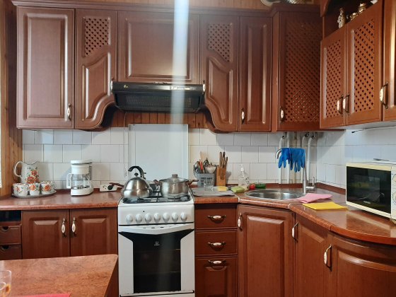 Оренда 2к квартири біля залізничного вокзалу з і/о та новою п.технікою Тернопіль