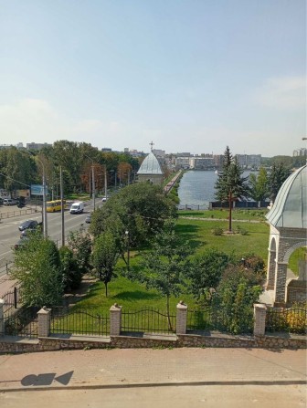 Оренда однокімнатної квартири над озером. - фото 1