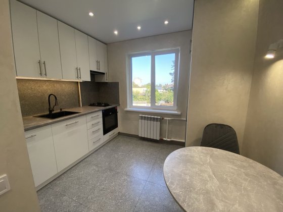 Світла 1к квартира в центрі міста/ вул. Українська ПЕРШЕ ЗАСЕЛЕННЯ! Кривой Рог