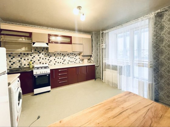 Оренда просторої однокімнатної квартири в новобудові р-н Фурманова Полтава