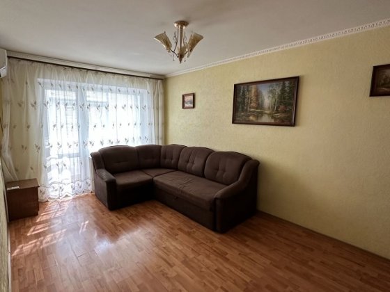 Затишна двокімнатна квартира на Садах -1 Полтава