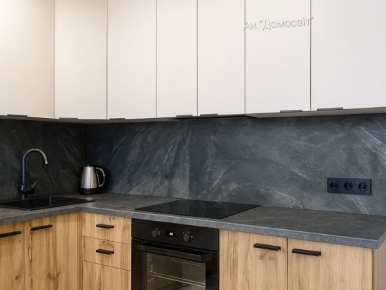 ОРЕНДА сучасної 1-кім. квартири, новобудова, Корольова !!! Ровно