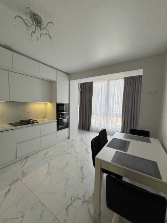 Оренда 2 кімнатної квартири у житловому комплексі Княгинин. - фото 1