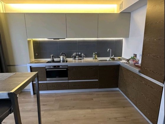 Оренда, просторої квартири в новобудові, центр міста, євроремонт Полтава