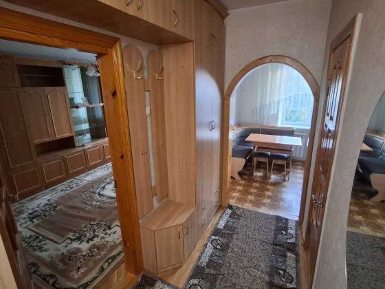 Актуально! ЗДАМ 1 км. квартиру поруч Центру Ровно