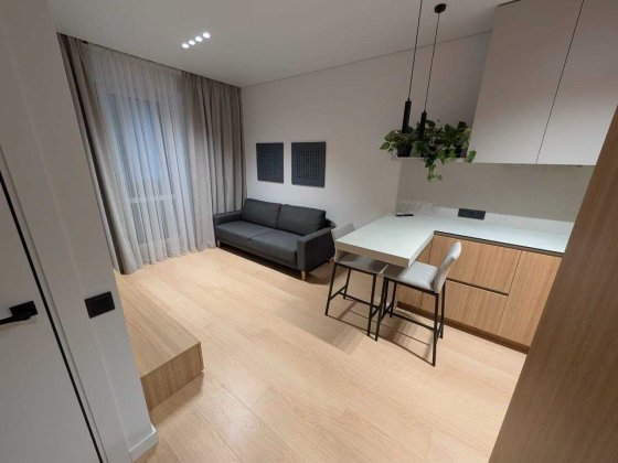 Оренда сучасної  2-х кімнатної квартири в центрі міста на Замковій Рівне