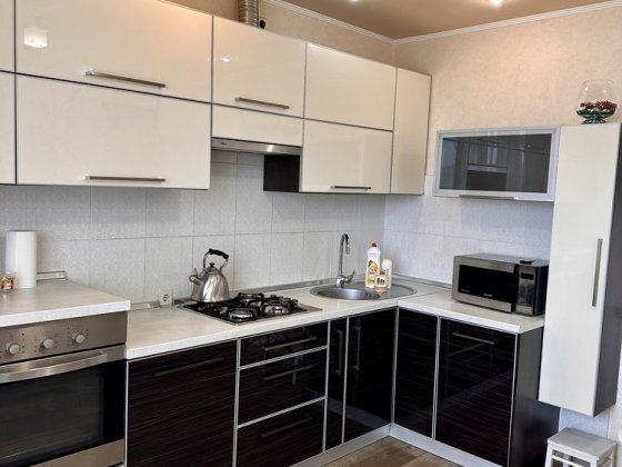 Чудова 2-х кімнатна квартира Суми