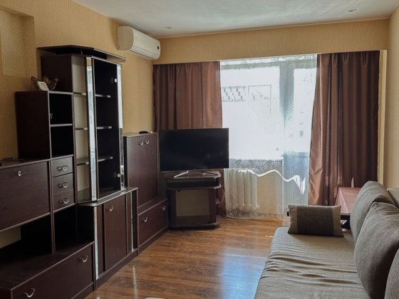 Оренда двохкімнатної квартири в центрі міста Ровно