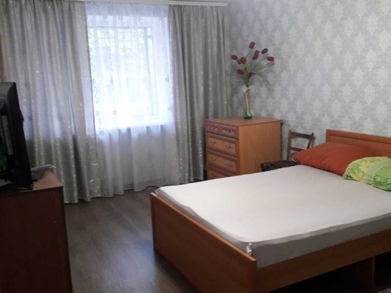 Оренда  квартири в Херсоні . Перший поверх . Все в наявності . Херсон