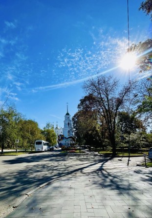 Двокімнатна простора квартира в історичному центрі Полтави! - фото 1