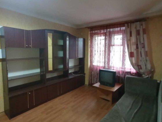 Здається в оренду 1-кімнатна квартира на Подолі Полтава