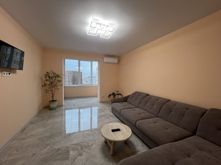 Здам 1-но кімнатну квартиру по вул. Соборна - фото 1