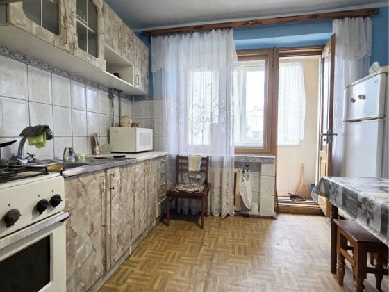 Здам ТЕПЛУ 2х в цегляному будинку, КОМАРОВА-ГЕРОЇВ МАЙДАНУ 6\11 школа Черновцы