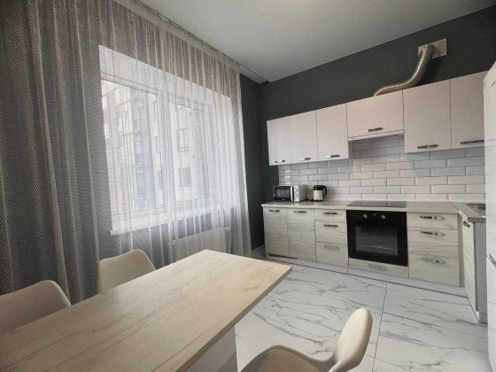 Оренда 1 кім кв. ЦЕНТР міста, НОВОБУДОВА, ЖК "ТЕАТРАЛЬНИЙ" Ровно