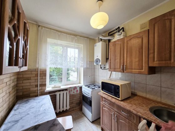 Оренда 2х кімнатної, НЕБЕСНОЇ СОТНІ-ЩЕРБАНЮКА, Є ВСЕ необхідне, балкон Черновцы