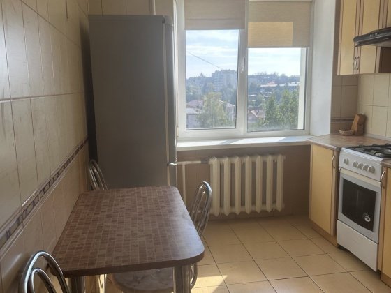 Оренда 2к квартири, вул. Міцкевича Ровно